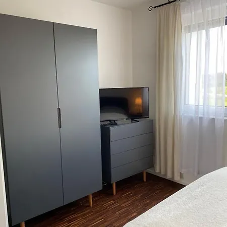 Modernes Am Hafen Mit Seeblick *