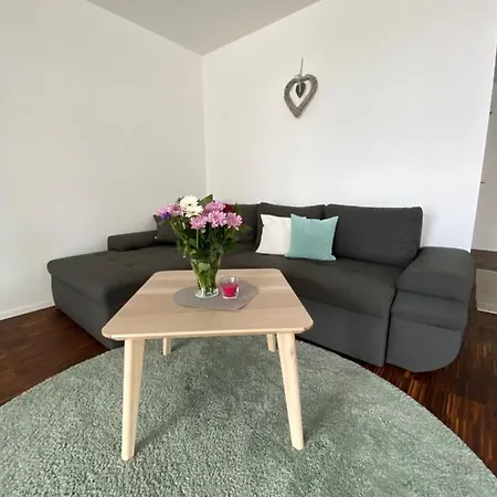 Modernes Am Hafen Mit Seeblick Apartment Grossraeschen