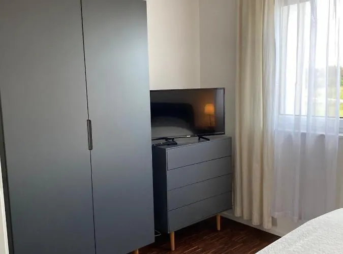 Modernes Am Hafen Mit Seeblick *